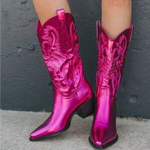 NIB Hot Pink Metallic Cowboy Boots